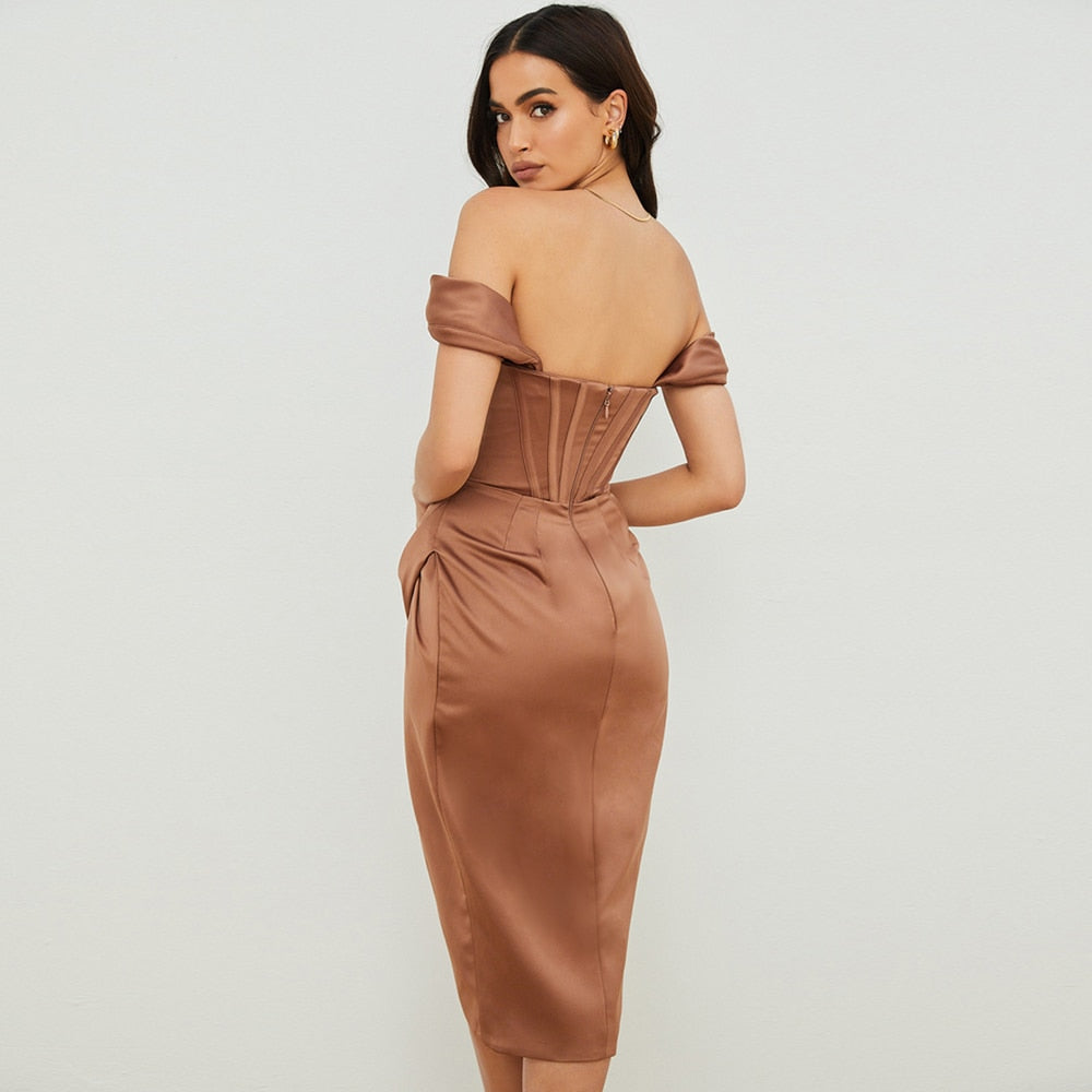 Seasonal Transition Elegance - Bodycon Slash-Sleeve Ensemble