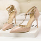 Two-Tone Pumps With Metallic Rivet